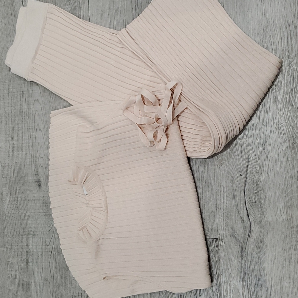MANGO 2-pc Set Plisse Knit Rib Pants and Top Set Size Medium Cream - Picture 2 of 6